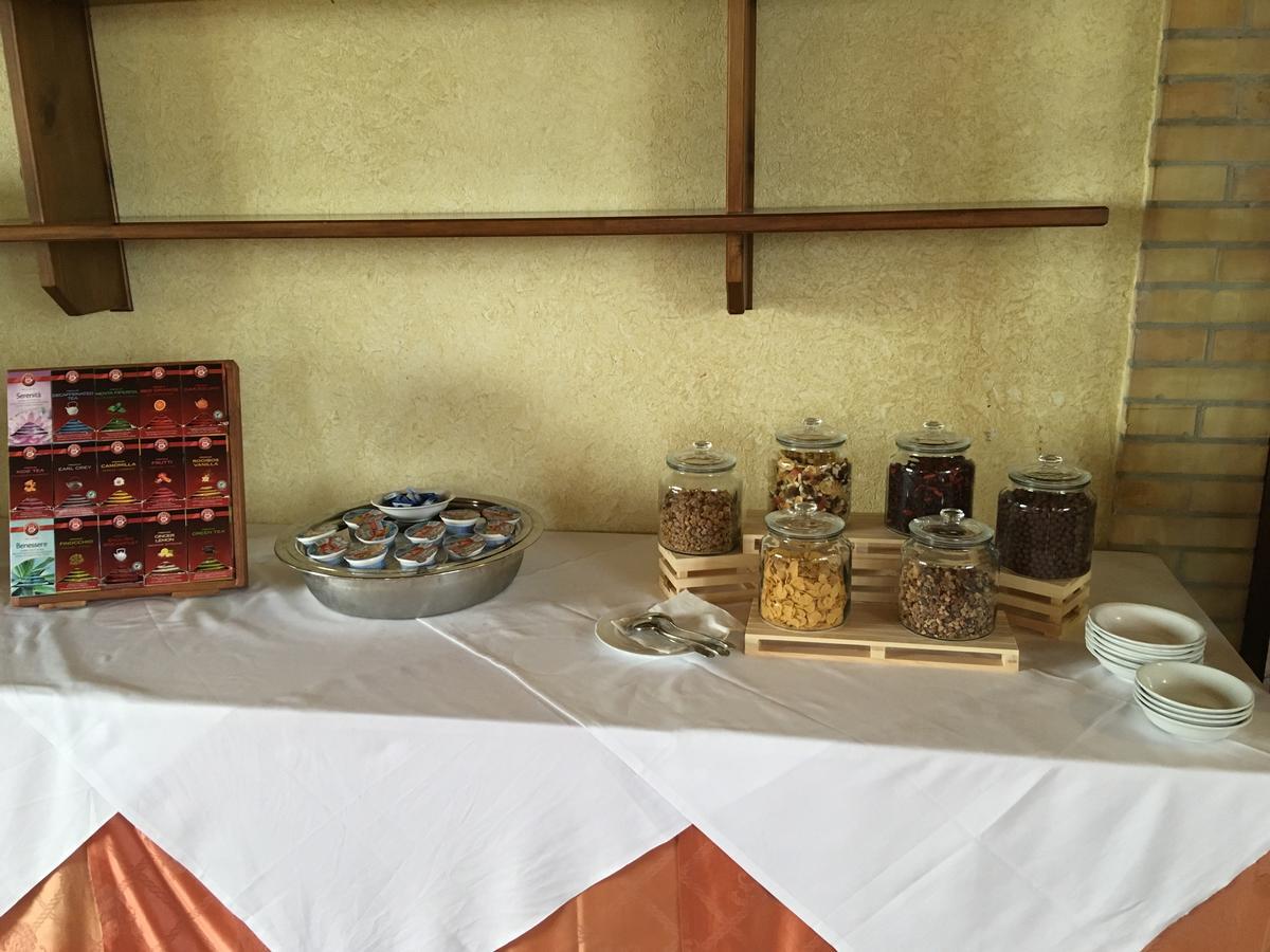 Fattoria Cerreto Hotell Mosciano SantʼAngelo Eksteriør bilde