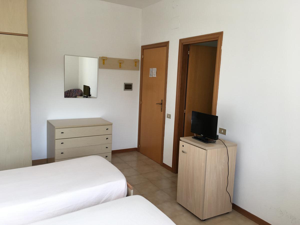 Fattoria Cerreto Hotell Mosciano SantʼAngelo Eksteriør bilde